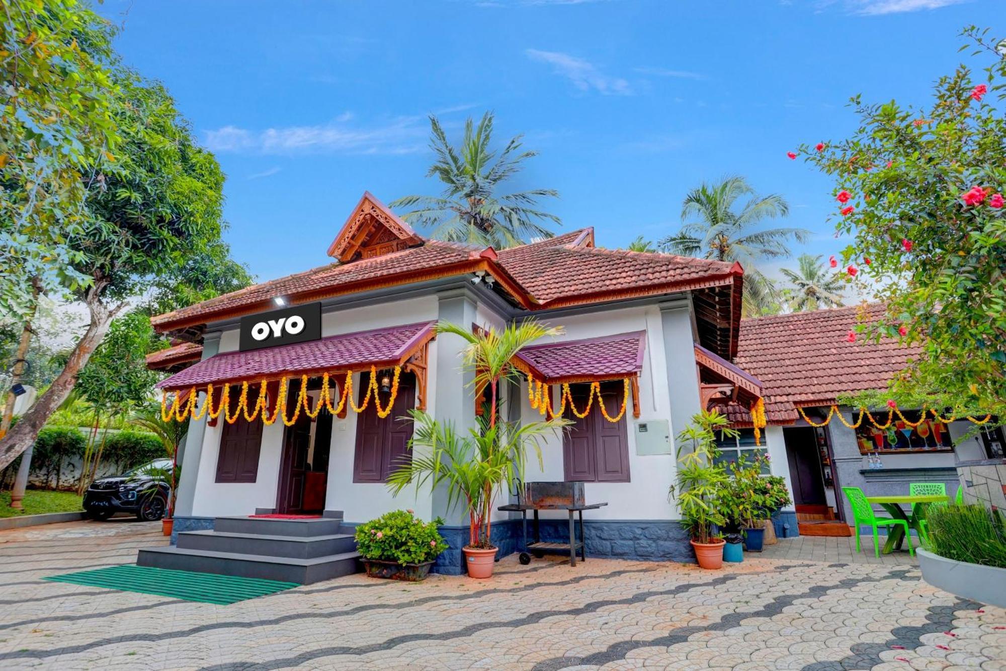Hotel O Poptavern Heritage Kovalam Buitenkant foto