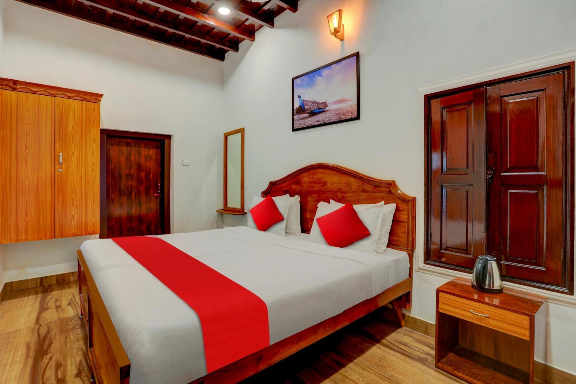 Hotel O Poptavern Heritage Kovalam Buitenkant foto