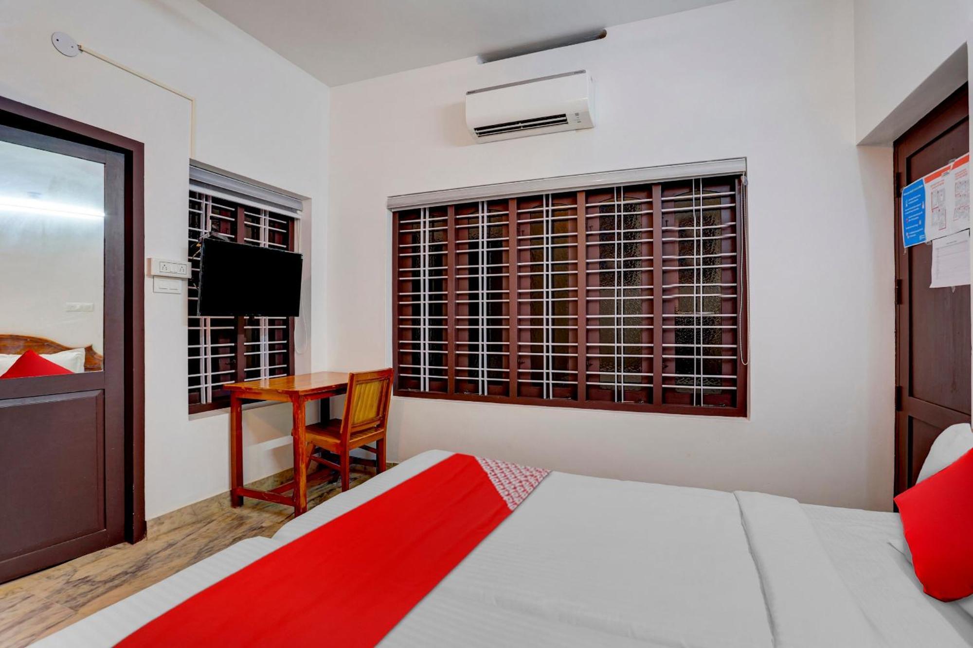 Hotel O Poptavern Heritage Kovalam Buitenkant foto