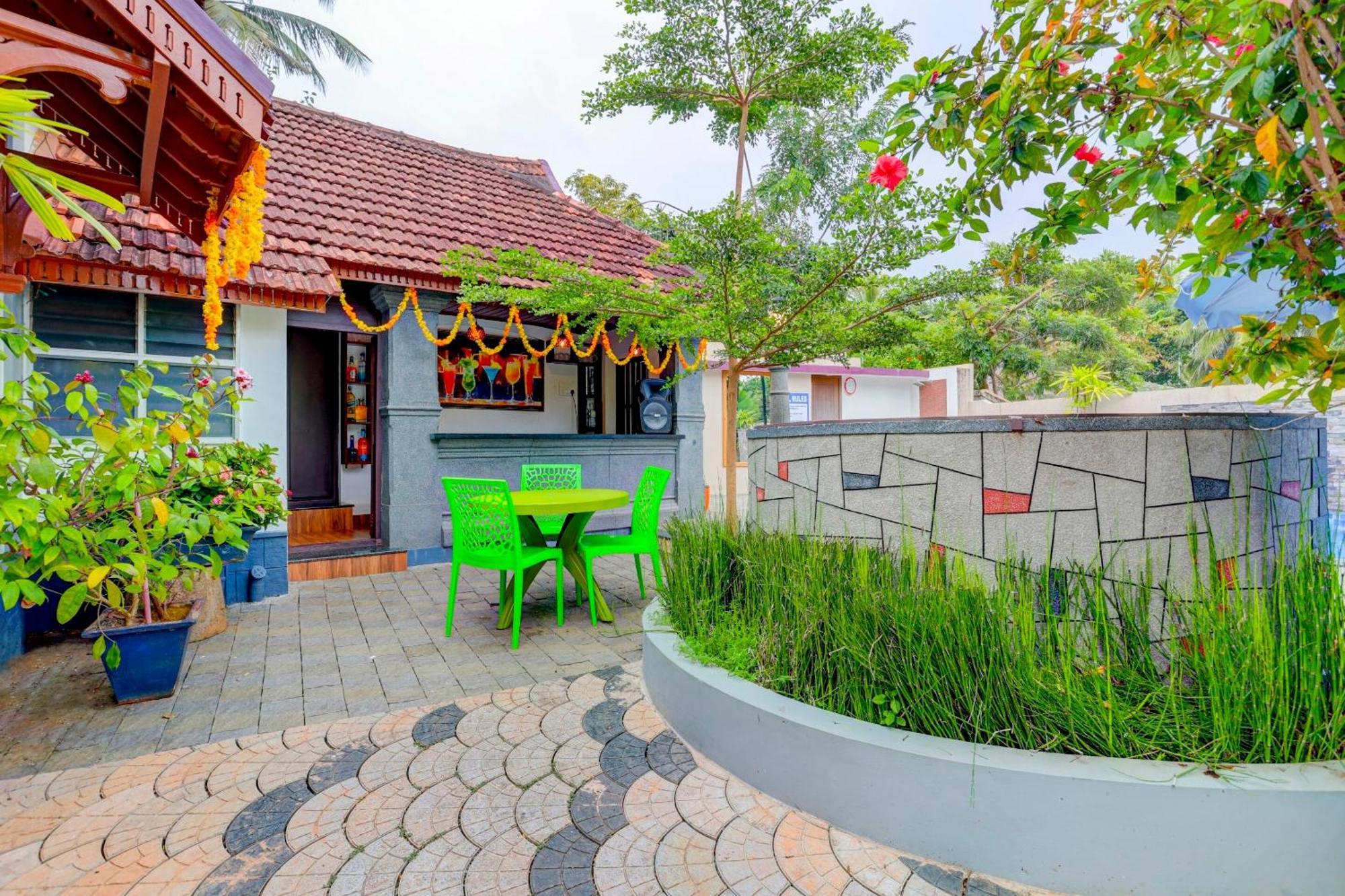 Hotel O Poptavern Heritage Kovalam Buitenkant foto